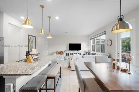 4248 Ficus Street Hollywood FL 33021