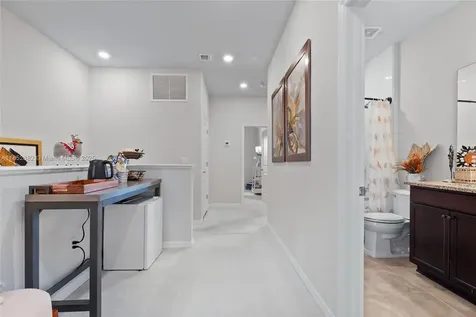 4248 Ficus Street Hollywood FL 33021