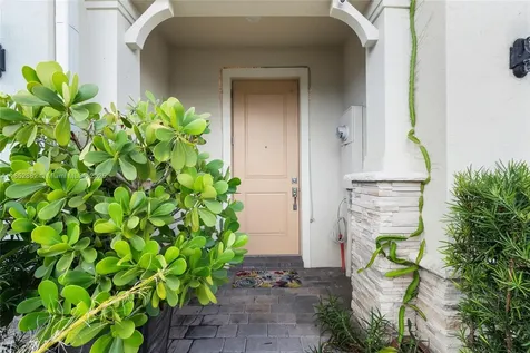 4248 Ficus Street Hollywood FL 33021