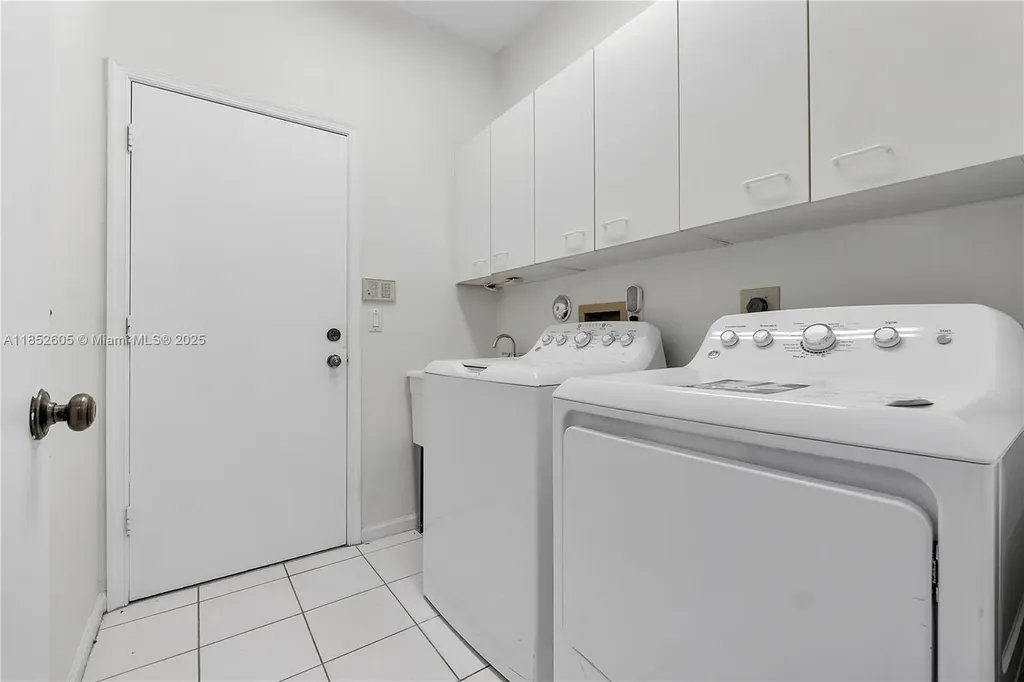 2449 NW 64th Street Boca Raton FL 33496