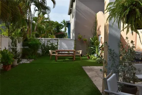 5189 NW 108th Path Doral FL 33178