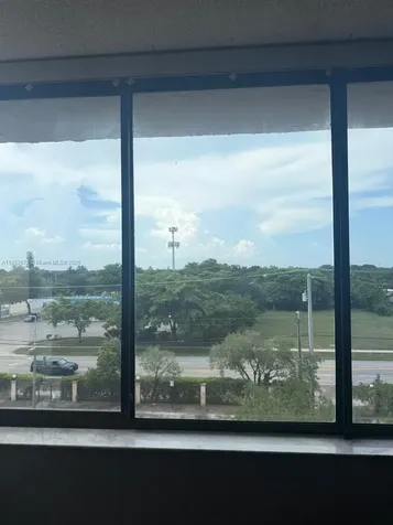 8040 Hampton Boulevard North Lauderdale FL 33068