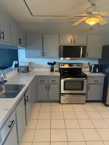 8040 Hampton Boulevard North Lauderdale FL 33068