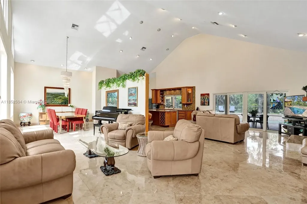 4955 NW 81st Avenue Coral Springs FL 33067