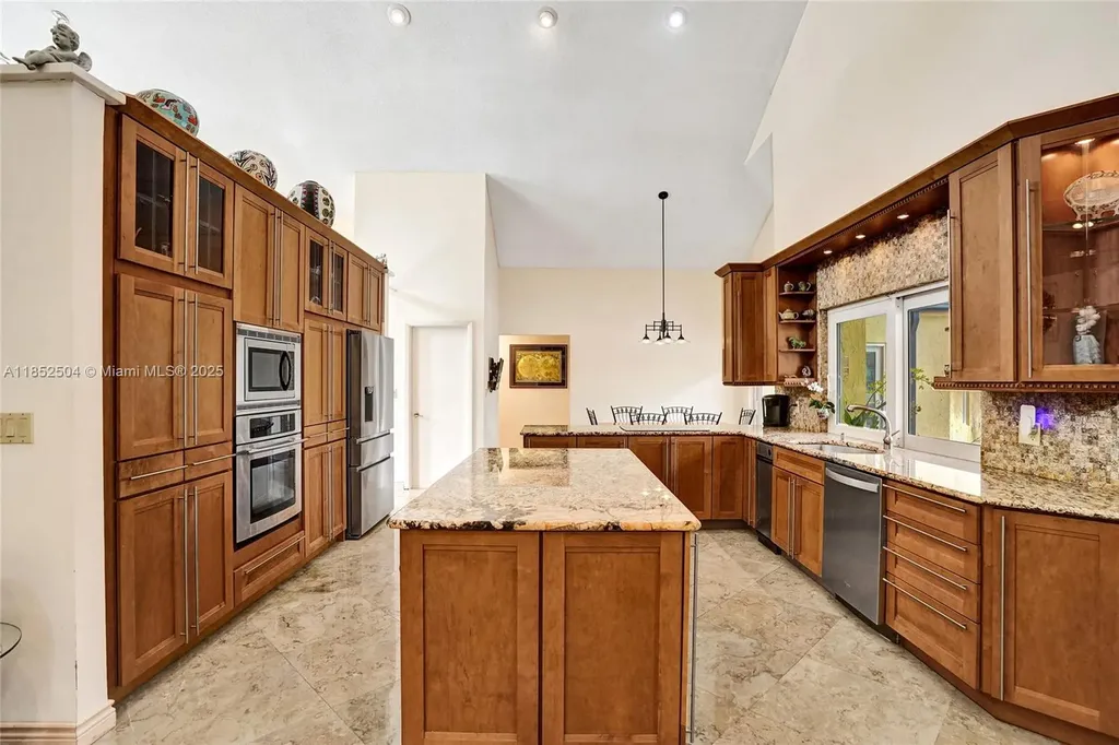 4955 NW 81st Avenue Coral Springs FL 33067