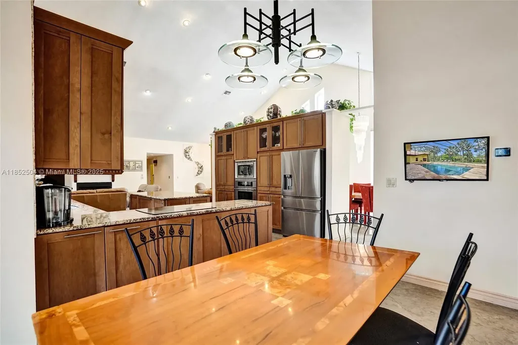 4955 NW 81st Avenue Coral Springs FL 33067