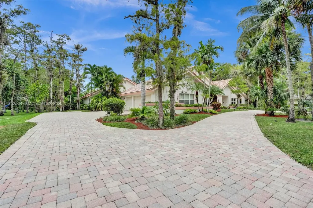 4955 NW 81st Avenue Coral Springs FL 33067