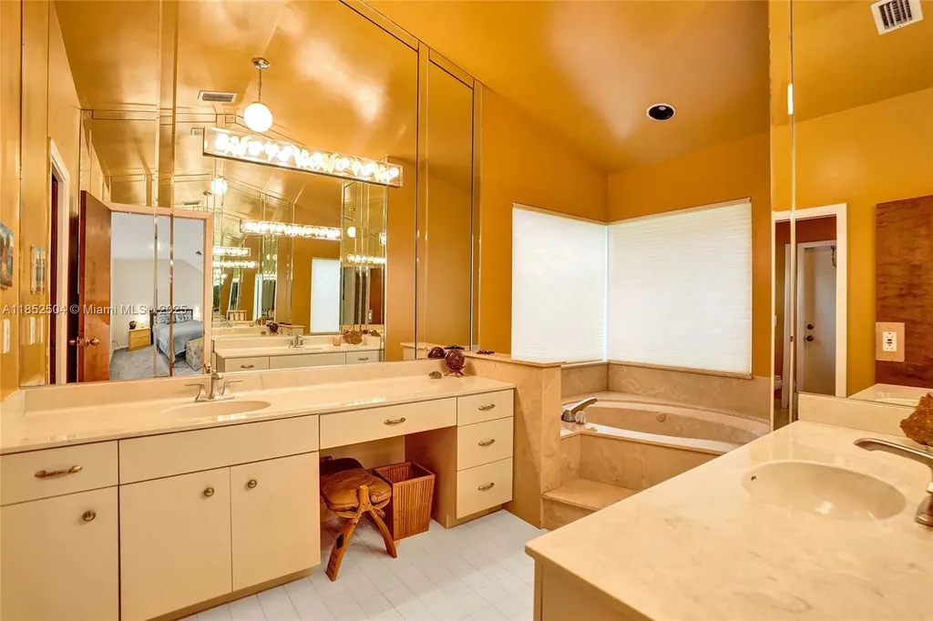 4955 NW 81st Avenue Coral Springs FL 33067