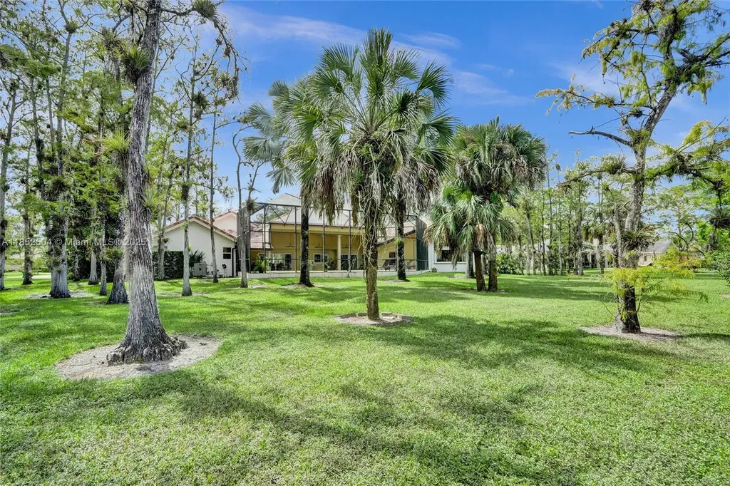 4955 NW 81st Avenue Coral Springs FL 33067