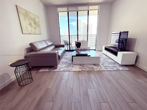 999 SW 1st Avenue Miami FL 33130