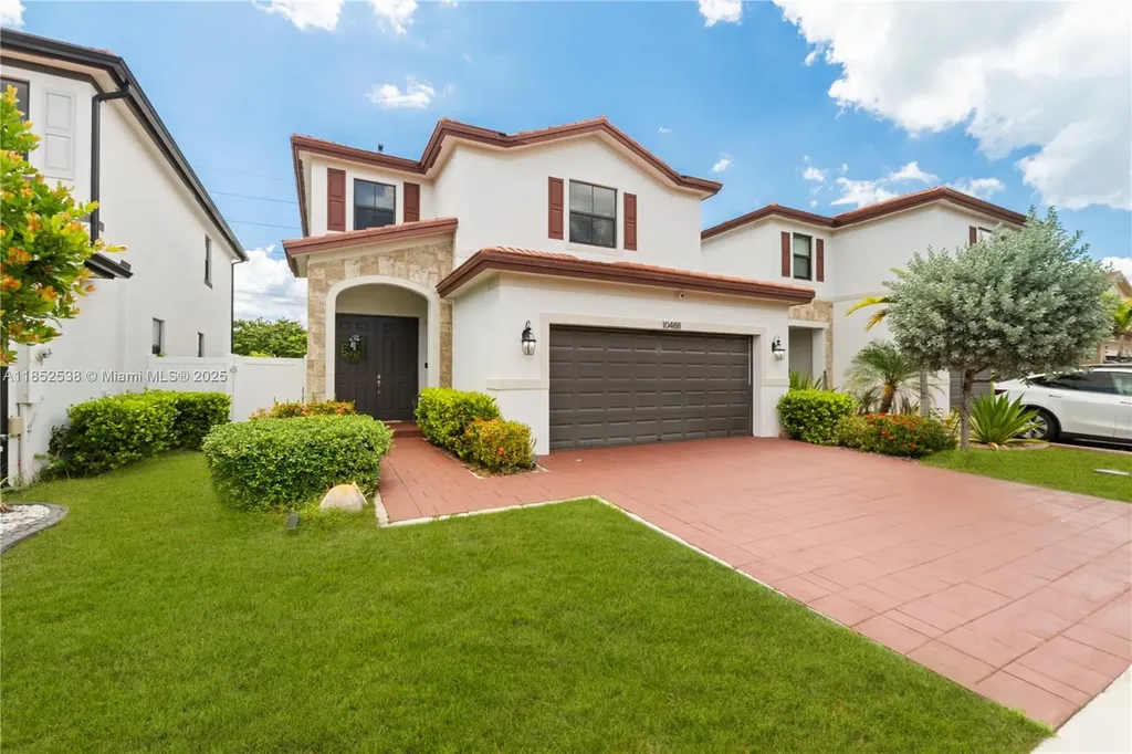 10488 W 35th Way Hialeah FL 33018