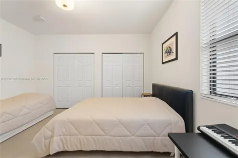 10488 W 35th Way Hialeah FL 33018