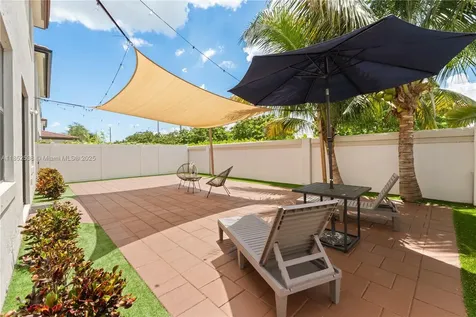10488 W 35th Way Hialeah FL 33018