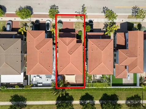 10488 W 35th Way Hialeah FL 33018