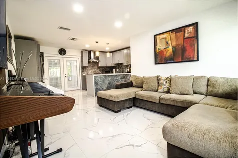 5601 SW 38th Street Davie FL 33314
