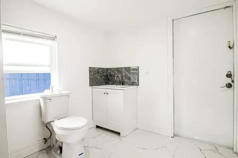 5601 SW 38th Street Davie FL 33314