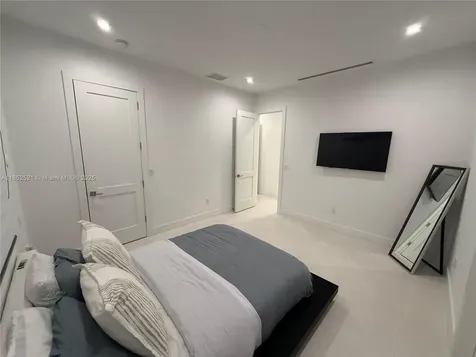 9600 SW 66th Street Miami FL 33173