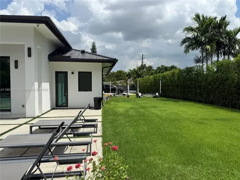 9600 SW 66th Street Miami FL 33173