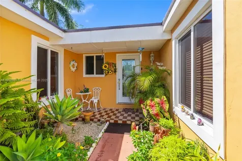 15440 SW 294th Terrace Homestead FL 33033