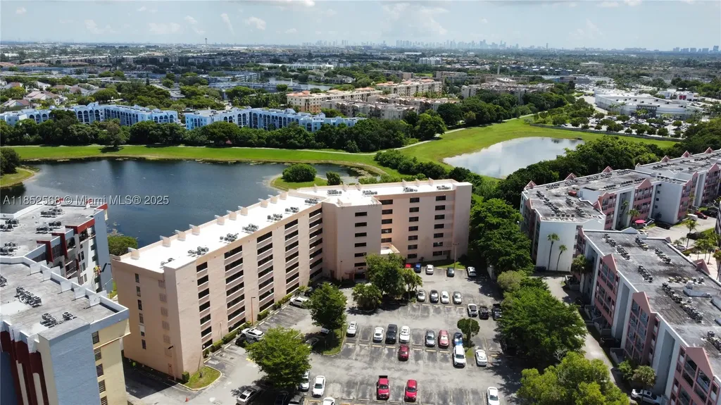 9688 Fontainebleau Boulevard Miami FL 33172
