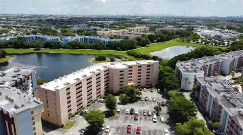 9688 Fontainebleau Boulevard Miami FL 33172