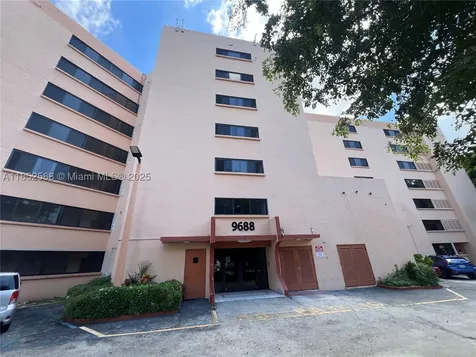 9688 Fontainebleau Boulevard Miami FL 33172
