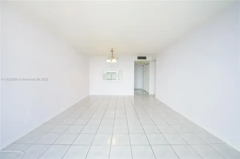 9688 Fontainebleau Boulevard Miami FL 33172