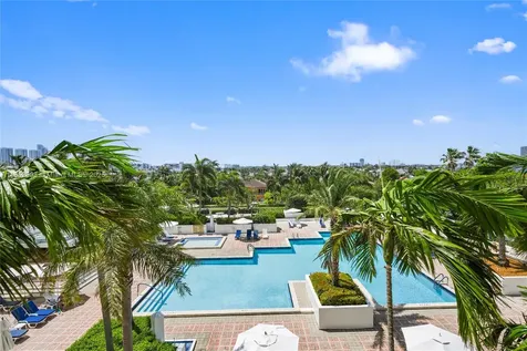1000 W Island Boulevard Aventura FL 33160