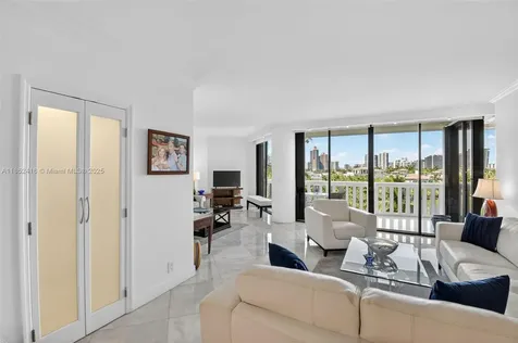 3000 Island Boulevard Aventura FL 33160