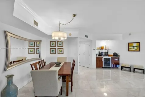 3000 Island Boulevard Aventura FL 33160