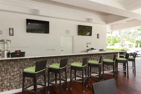 3000 Island Boulevard Aventura FL 33160