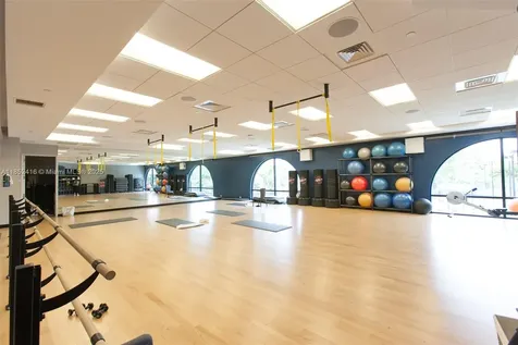 3000 Island Boulevard Aventura FL 33160