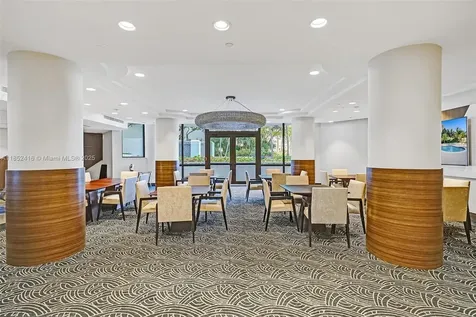 3000 Island Boulevard Aventura FL 33160