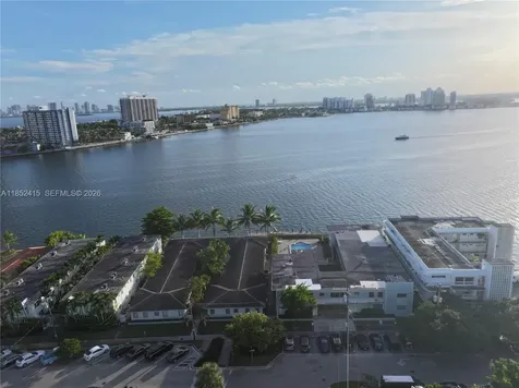 2200 Bay Drive Miami Beach FL 33141