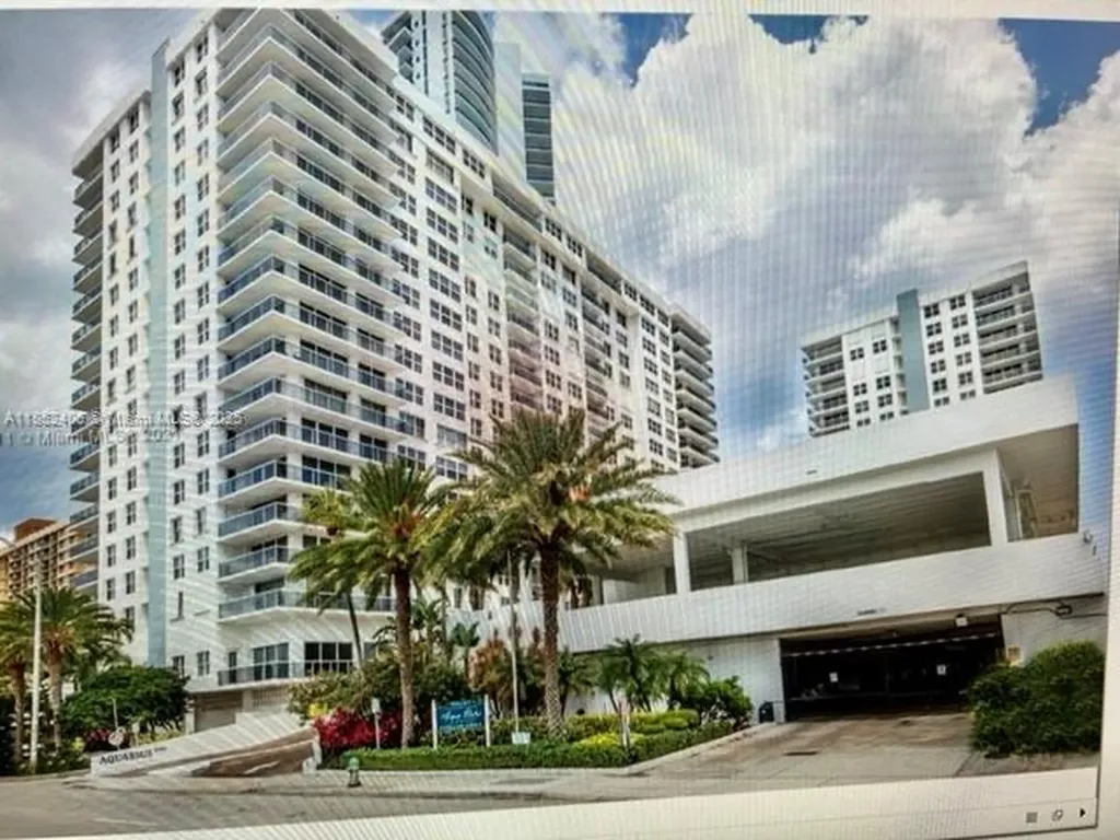 2751 S Ocean Drive Hollywood FL 33019