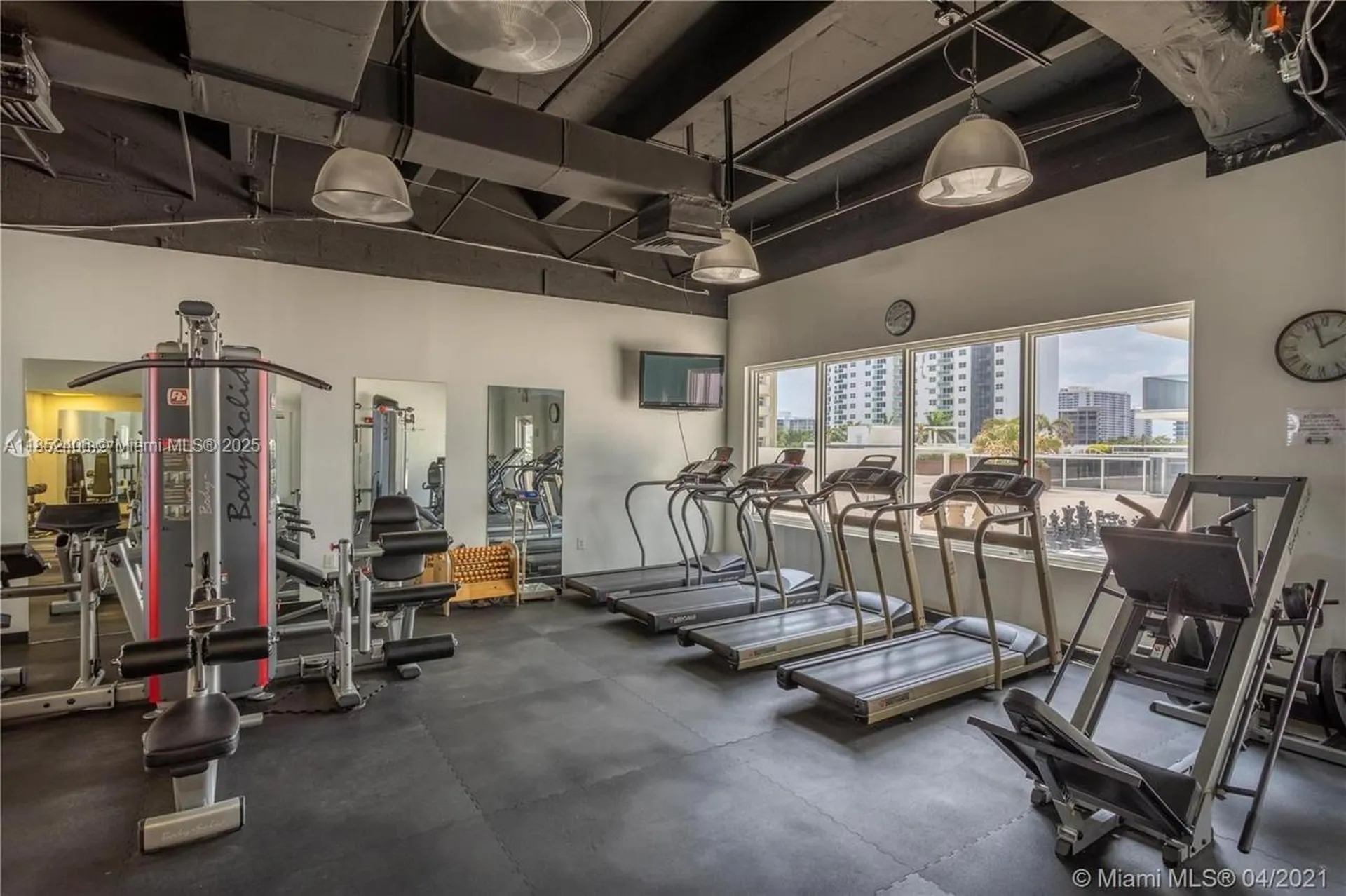 2751 S Ocean Drive Hollywood FL 33019