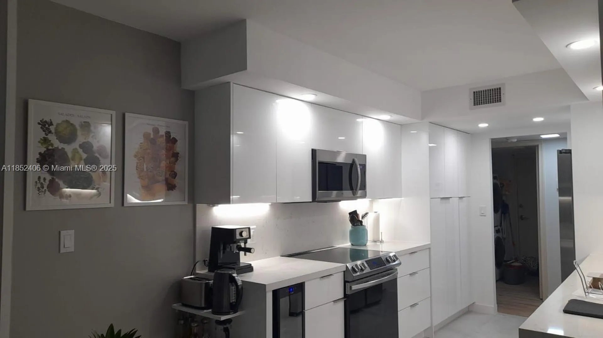 2751 S Ocean Drive Hollywood FL 33019