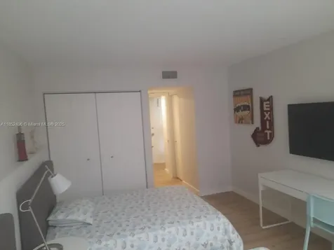 2751 S Ocean Drive Hollywood FL 33019