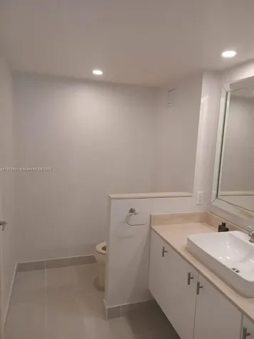 2751 S Ocean Drive Hollywood FL 33019