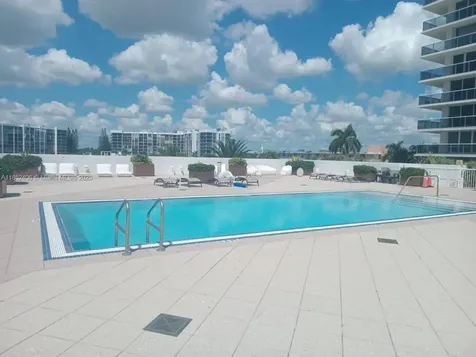 2751 S Ocean Drive Hollywood FL 33019