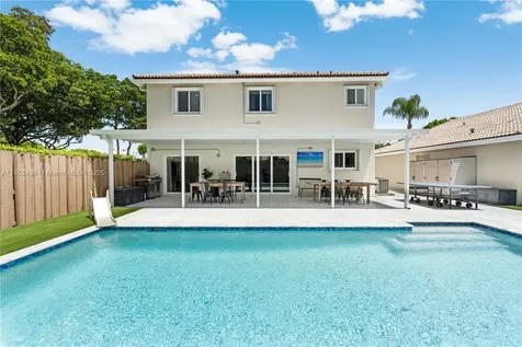 15464 SW 141st Street Miami FL 33196