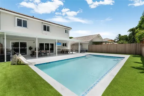 15464 SW 141st Street Miami FL 33196