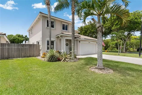 15464 SW 141st Street Miami FL 33196
