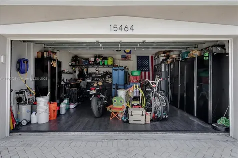 15464 SW 141st Street Miami FL 33196