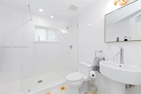 1074 NW 153rd Street Miami FL 33169