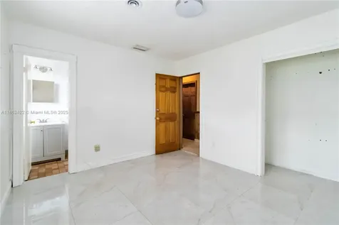 10255 SW 46th Street Miami FL 33165