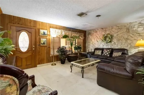 10255 SW 46th Street Miami FL 33165