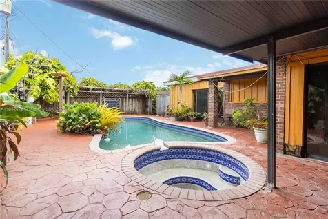 10255 SW 46th Street Miami FL 33165
