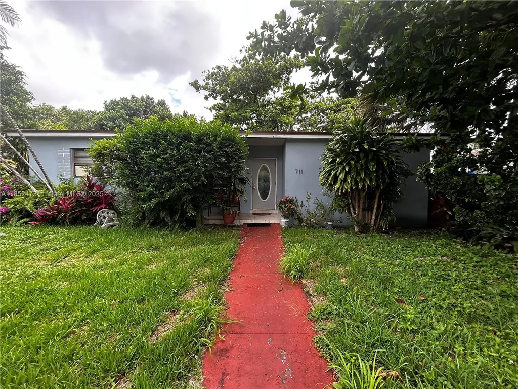 711 NE 170th Street North Miami Beach FL 33162