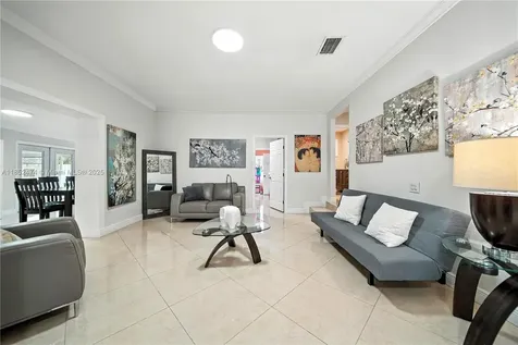 5005 E 6th Avenue Hialeah FL 33013